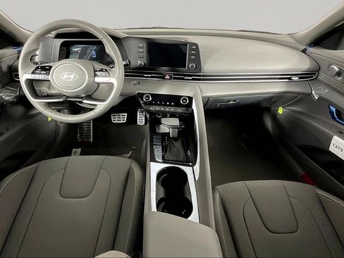 New 2026 Hyundai Elantra SEL Sport Premium FWD image 10