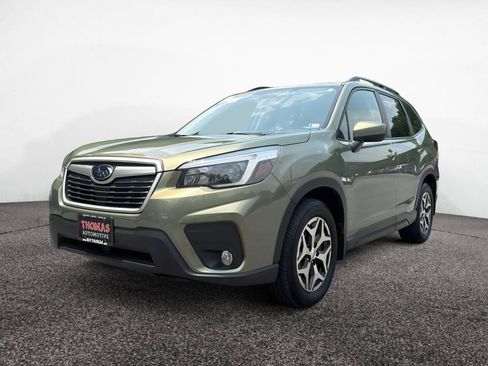 Used 2021 Subaru Forester Premium w/ Popular Package #1 AWD/4WD image 2