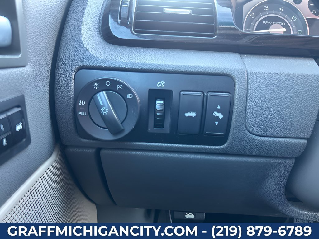 Used 2008 Mercury Sable Premier FWD image 23