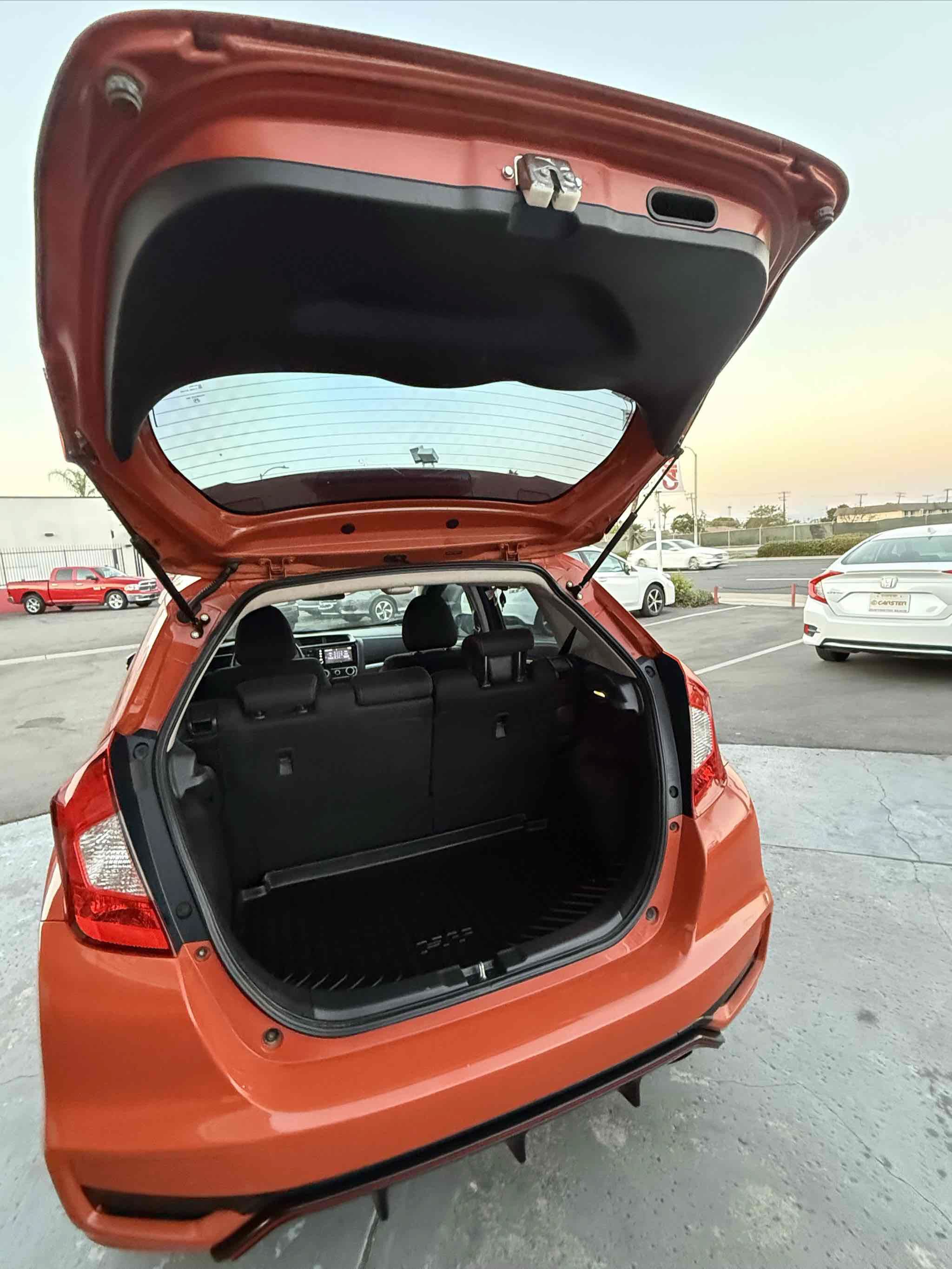 Used 2018 Honda Fit Sport image 62
