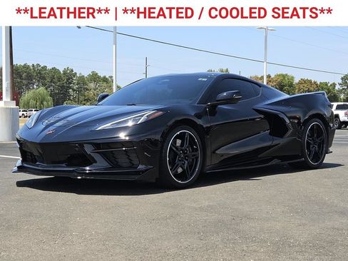 Used 2024 Chevrolet Corvette Stingray Preferred Cpe w/ Z51 Performance Package RWD image 3