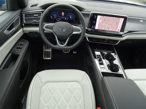 New 2025 Volkswagen Atlas Cross Sport SEL Premium R-Line image 15