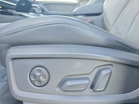 Certified 2023 Audi Q5 e Prestige image 27