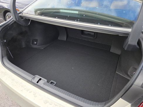 New 2025 Lexus ES 350 Ultra Luxury image 32