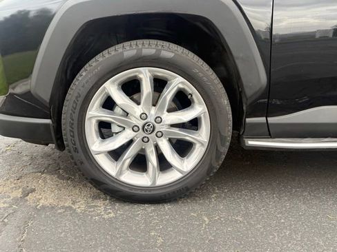 Used 2019 Toyota RAV4 Adventure w/ All Weather Liner Package AWD/4WD image 32