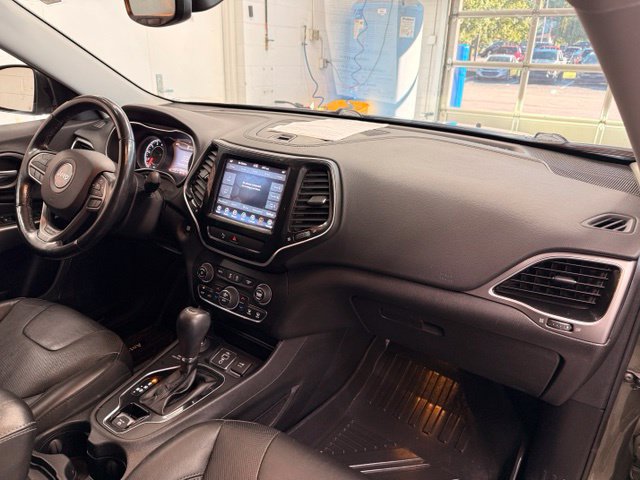 Used 2020 Jeep Cherokee Limited AWD/4WD image 23