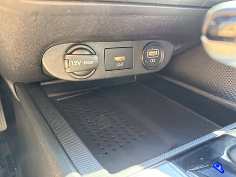 Certified 2023 Hyundai Elantra SEL w/ Convenience Package FWD image 7
