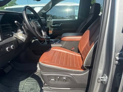 Used 2025 GMC Sierra 1500 Denali Ultimate AWD/4WD image 12