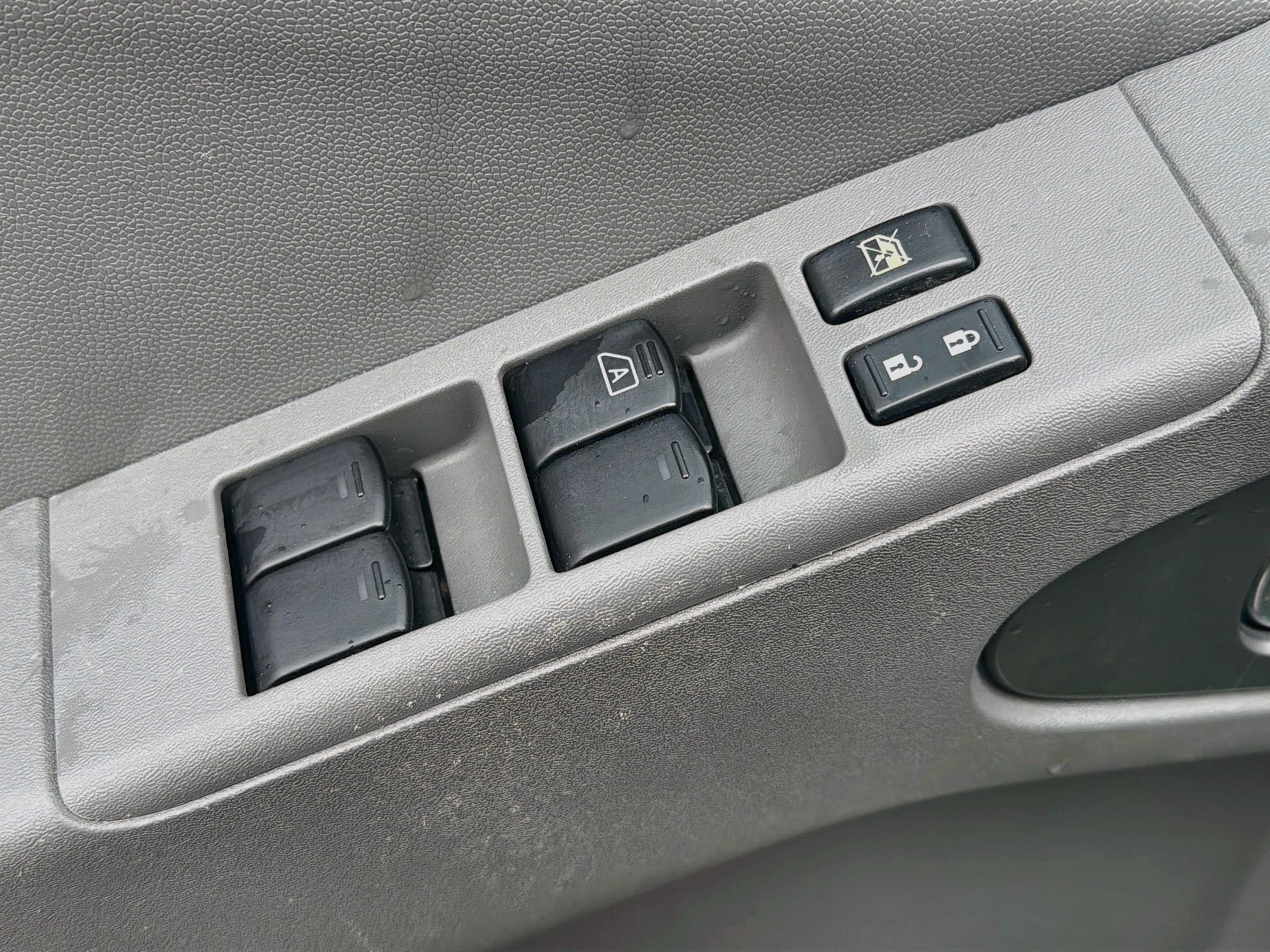 Used 2017 Nissan Frontier SV AWD/4WD image 15