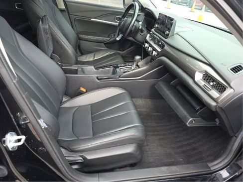 Used 2025 Acura Integra FWD image 4