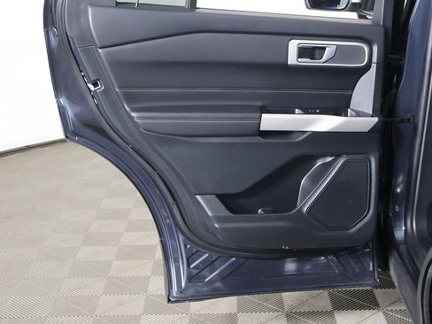 Used 2024 Ford Explorer XLT w/ Equipment Group 202A AWD/4WD image 24