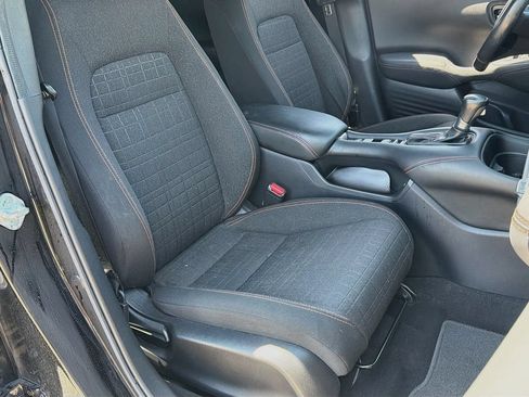 Used 2024 Honda HR-V Sport image 22