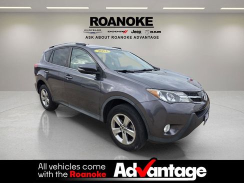 Used 2014 Toyota RAV4 XLE image 8