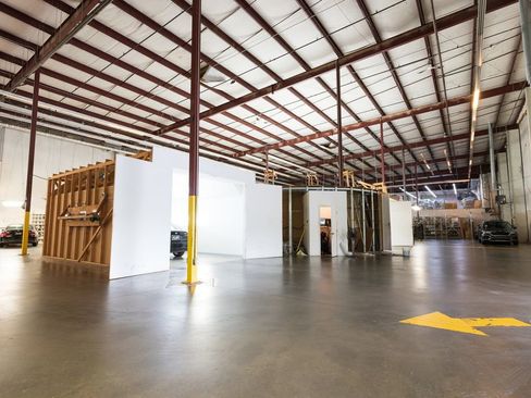 Used 2025 Cadillac XT4 Premium Luxury image 87