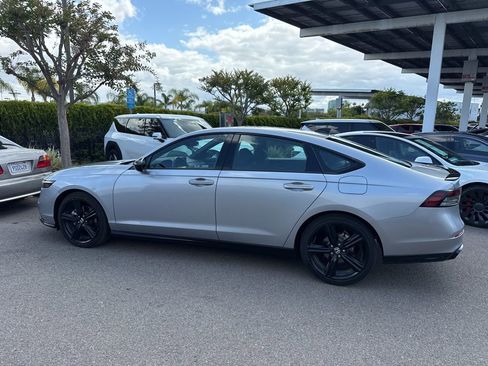 Used 2023 Honda Accord Sport image 7