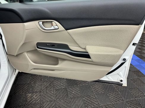Used 2013 Honda Civic LX image 5