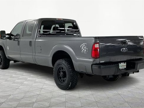Used 2015 Ford F250 XL w/ Power Equipment Group image 4