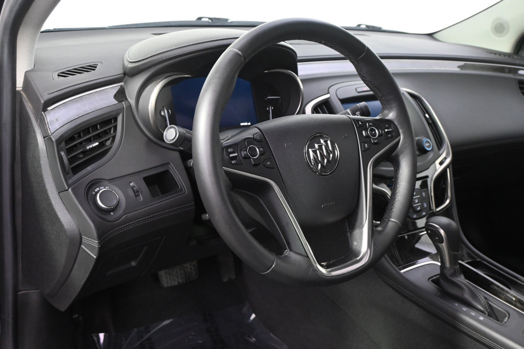 Used 2016 Buick LaCrosse Leather FWD image 12