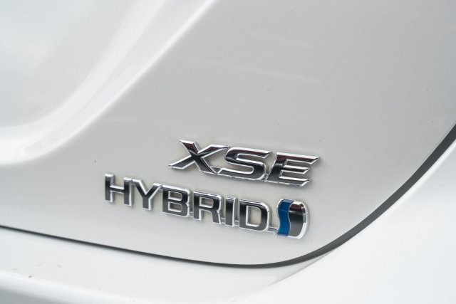 Used 2021 Toyota Camry XSE w/ Cold Weather Package FWD image 10