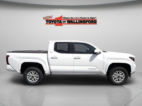 New 2026 Toyota Tacoma SR5 AWD/4WD image 4