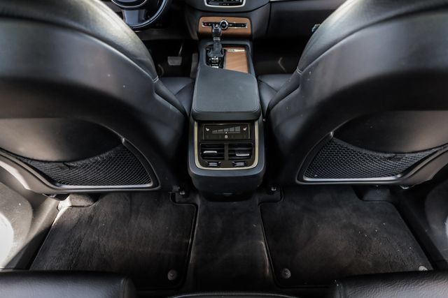 Used 2021 Volvo XC90 T6 Momentum AWD/4WD image 46