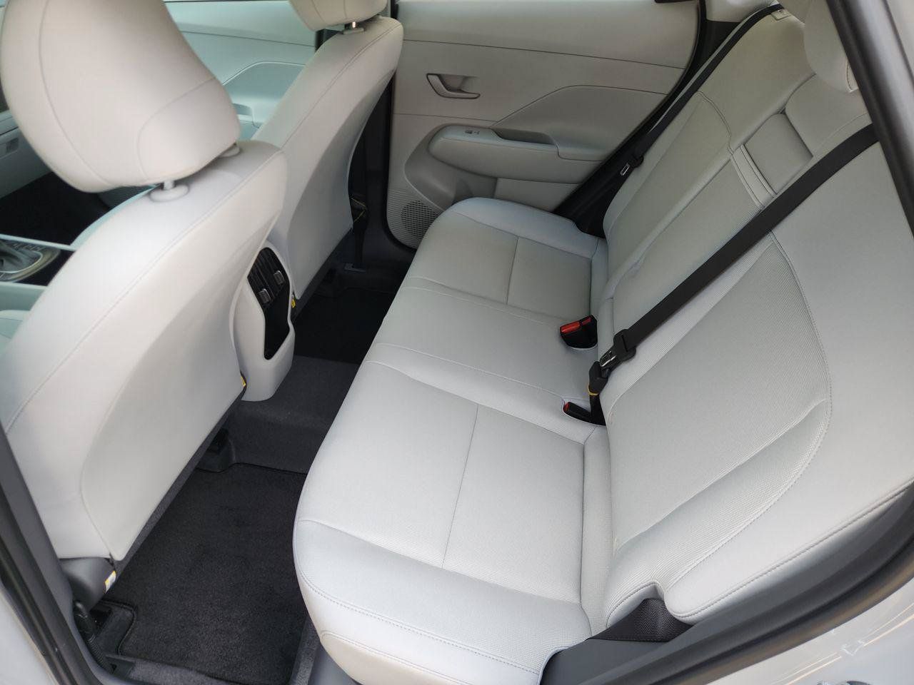 New 2027 Hyundai Kona SEL Sport FWD image 28