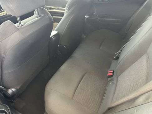 Used 2018 Toyota C-HR XLE FWD image 5