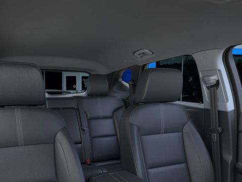 New 2025 Chevrolet Blazer LT w/ Midnight/Sport Edition image 48