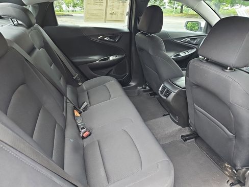 Used 2024 Chevrolet Malibu LT FWD image 15