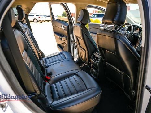 Used 2024 Ford Edge SEL AWD/4WD image 14