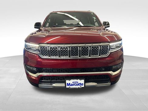 Used 2023 Jeep Grand Wagoneer Series III AWD/4WD image 9