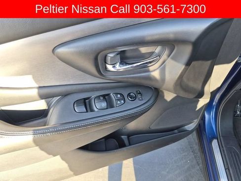 Used 2021 Nissan Murano SV FWD image 22