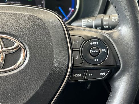Used 2019 Toyota RAV4 XSE w/ Carpet Mat Package AWD/4WD image 27
