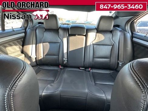 Used 2015 Ford Taurus SEL w/ Equipment Group 201A image 9