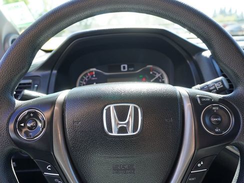 Used 2018 Honda Pilot LX image 29