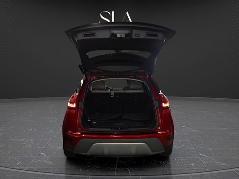 Used 2022 Land Rover Range Rover Evoque SE image 7