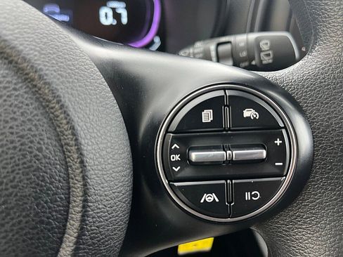 Used 2024 Kia Soul LX w/ Option Group 015 image 28