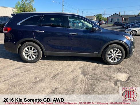 Used 2016 Kia Sorento AWD w/ LX Convenience Package image 8