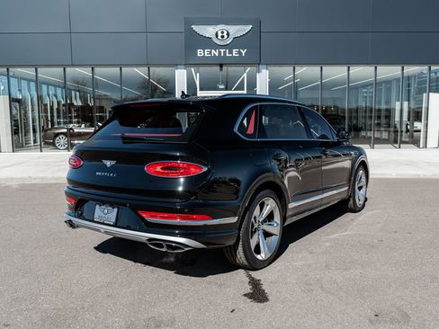 Certified 2024 Bentley Bentayga Extended Wheelbase AWD/4WD image 3
