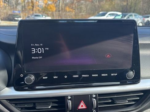 Used 2024 Kia Forte GT-Line image 21