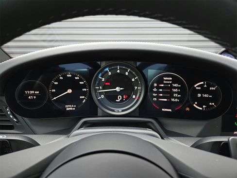 Used 2024 Porsche 911 Targa 4 image 10