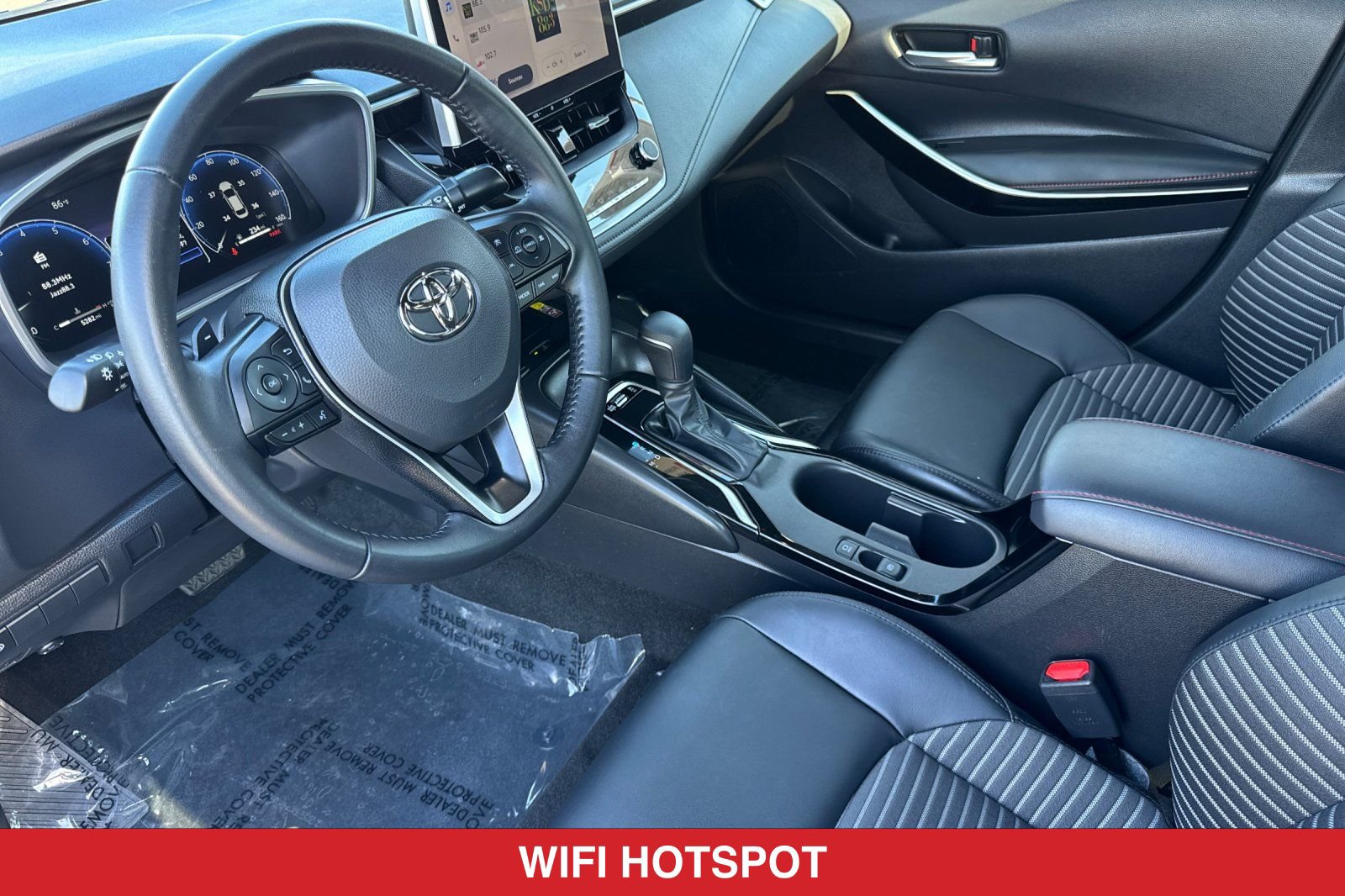 Used 2026 Toyota Corolla XSE FWD image 12