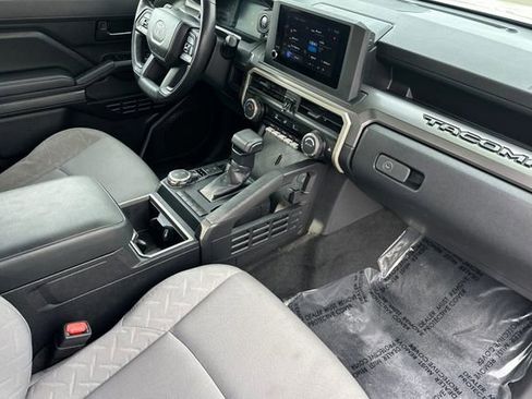 Used 2025 Toyota Tacoma SR5 image 17
