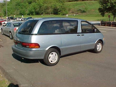 Used 1991 Toyota Previa LE image 6