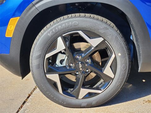 New 2026 Kia Seltos S image 7