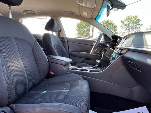 Used 2019 Kia Optima LX FWD image 19