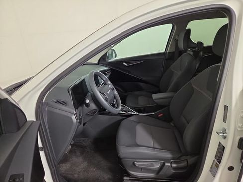 Used 2026 Kia Niro LX FWD image 13