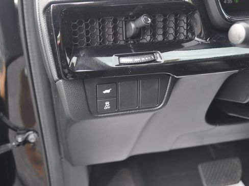 Certified 2025 Honda CR-V EX-L image 17