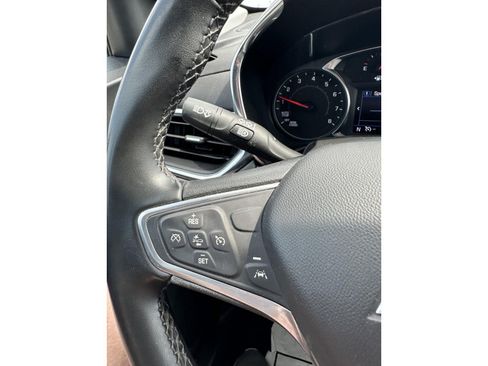 Used 2023 Chevrolet Equinox LT FWD image 43