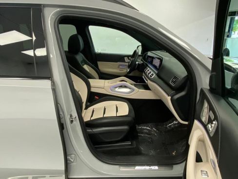 Used 2024 Mercedes-Benz GLS 63 AMG AMG GLS 63 4MATIC+ SUV image 39